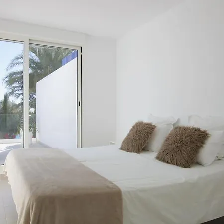 Designvilla With Breathtaking View For 14 Guests Alicante