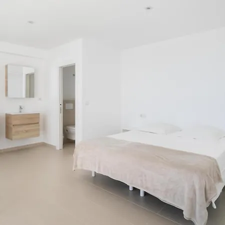 Designvilla With Breathtaking View For 14 Guests * Alicante